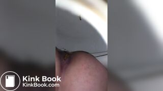 good soft poop from girl with nice ass