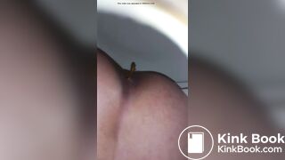 good soft poop from girl with nice ass