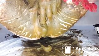 Messy solo scat play
