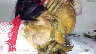 Messy solo scat play