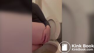Diarrhea as she shits on her side