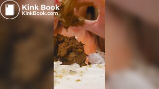 eat her poop