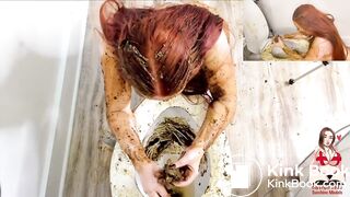 Dirty toilet scat play