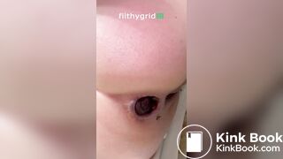 Jewell's ass pooping on toilet