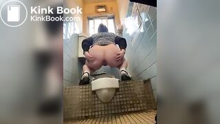 Japanese Pooping Selfie