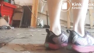 Girl shit purple shorts
