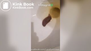 Milf pooping on toilet