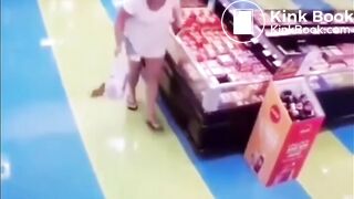 Woman shit diarrhea in the supermarket