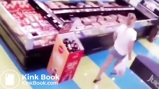 Woman shit diarrhea in the supermarket