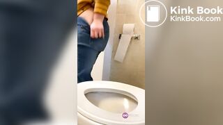Girl pooping on toilet - video 417
