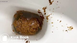 Girl Pooping - video 77