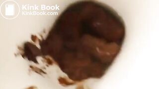 Asian girl pooping on toilet - video 2