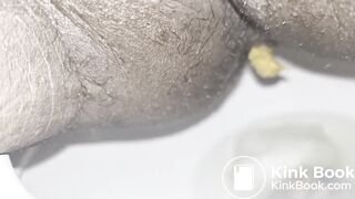 Pooping 1 - video 8