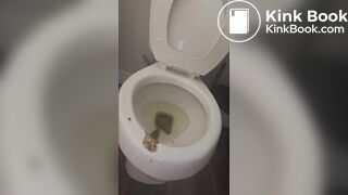 Smearing her soft poop as she twerks