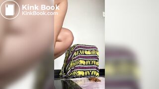 Novinha brasileira cagando - video 5