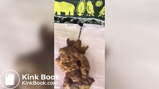 Novinha brasileira cagando - video 5