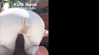 Girl Turns her White Leggings Brown
