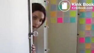 Girl pooping on toilet - video 409