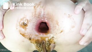 Messy Poopy Gape