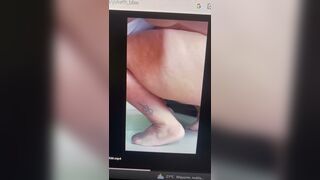 Columbian BBW Pooping