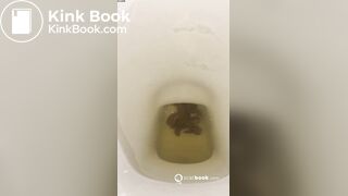 Girl pooping on toilet - video 398