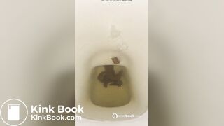 Girl pooping on toilet - video 398