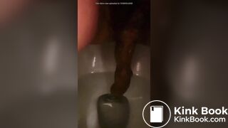 Japanese girl selfie pooping