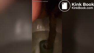 Japanese girl selfie pooping