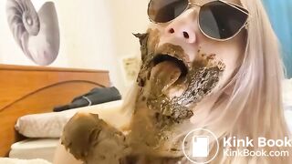 sexy shit lick & eat