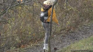 outdoor scat girls