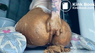 Triple pooping