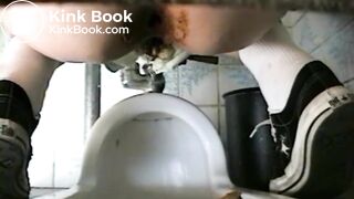 Asian girl Pooping Voyeur - video 13
