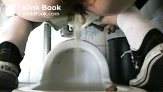 Asian girl Pooping Voyeur - video 13