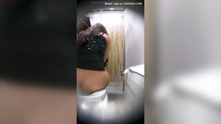 girl pissing and pooping in the toilette - video 23