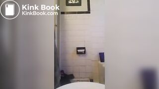 Girl pooping on toilet - video 236