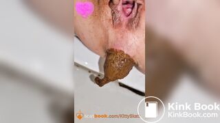 Pissing and shitting on smelly toilet!