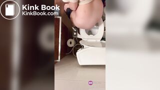 Teen pooping from above