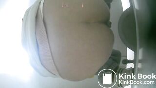 Spy pooping at a Chinese uni toilet 4