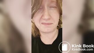 Girl Toilet Fart & Poop
