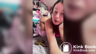 petite cutie poops