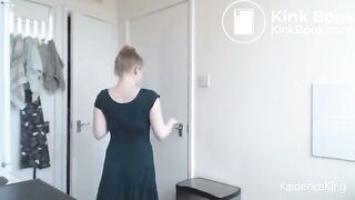 girl poops in sink - video 2