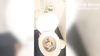 European PAWG with messy butt has diarrhea