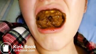 Esposa masticando su caviar