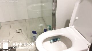 Girl pooping on toilet - video 18