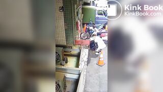 Japan girl public poop