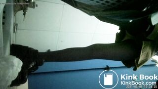 Chinese girl diarrhea in toilet - video 40