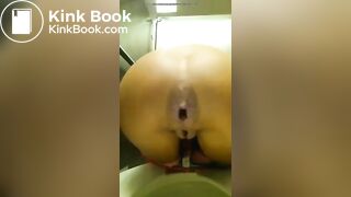 FJ POOPING ON TOILET - video 2