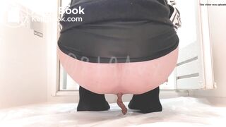 Japanese twitter Girl Pooping - video 5