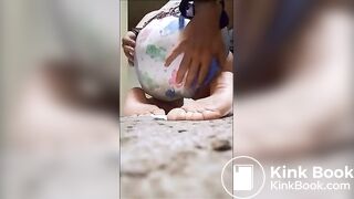 Pooping - video 628
