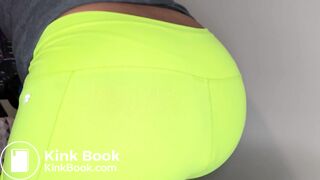 Workout leggings shit